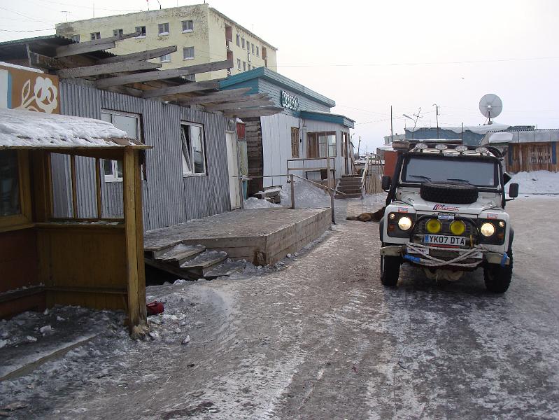chersky 15.3 town and road 011.jpg
